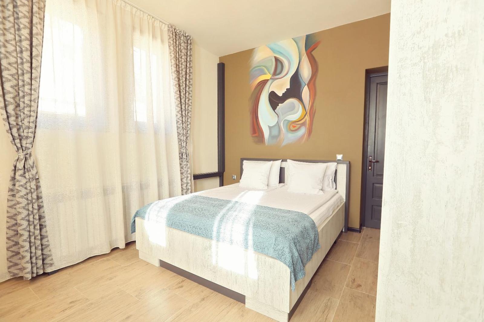 Dezire Guesthouse Baile 1 Mai Esterno foto